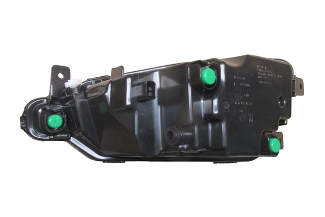 (YENİ%20ÜRÜN!!!)VOLKSWAGEN%20PASSAT-%20B8-%2019/22;%20SİS%20LAMBASI%20SOL%20LEDLİ%20(E%20MARKLI)