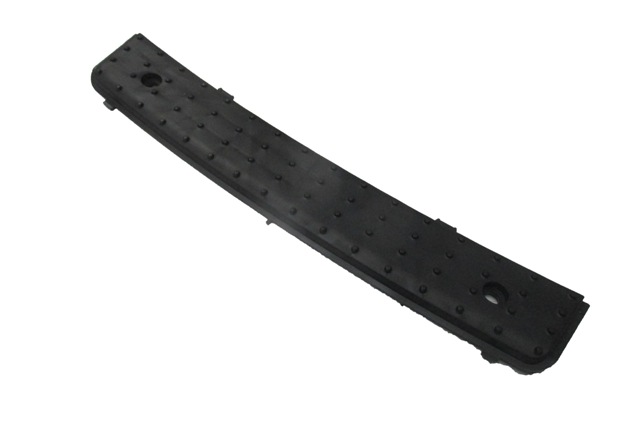 VOLKSWAGEN%20CRAFTER-%2007/17;%20ÖN%20TAMPON%20AYAK%20BASAMAK%20PLASTİĞİ%20SİYAH