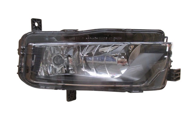 (YENİ%20ÜRÜN!!!)VOLKSWAGEN%20TRANSPORTER-%20T7-%2015/19;%20SİS%20LAMBASI%20SAĞ%20(AMPÜLLÜ)%20(E%20MARKLI)