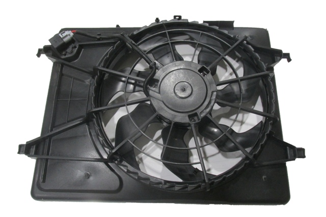 HYUNDAI%20I30-%2007/12;%20RADYATÖR%20FAN%20DAVLUMBAZI%20KOMPLE%20BENZINLI%20(7%20KANAT)%20(MOTORLU)%20(ORIS)