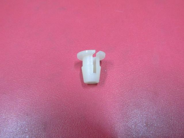 UNIVERSAL UNIVERSAL-; ÖN/ARKA KAPI İÇ AÇMA KOLU KLİPSİ C TİPİ TÜM ARAÇLAR İÇİN