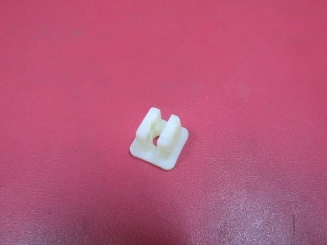 UNIVERSAL UNIVERSAL-; FAR KLİPSİ B TİPİ TÜM ARAÇLAR İÇİN