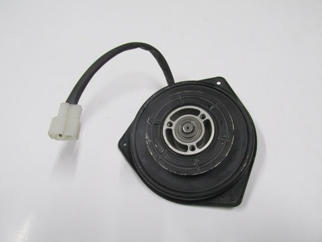 UNIVERSAL UNIVERSAL-; FAN MOTORU 3 BAĞLANTILI BÜYÜK TİP