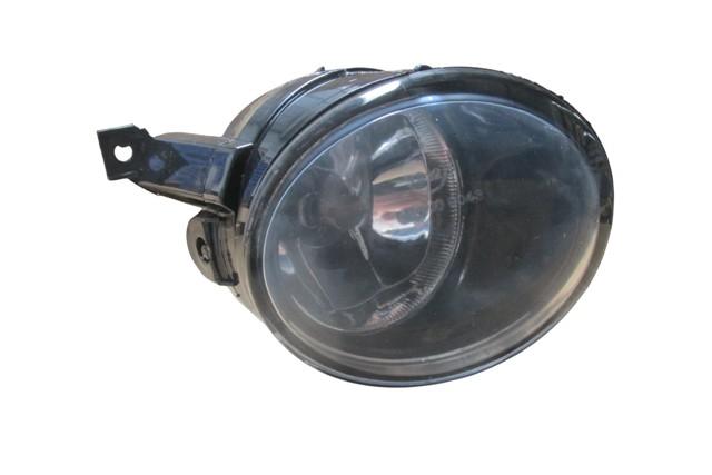 (YENİ ÜRÜN!!!)VOLKSWAGEN JETTA- 5- 06/10; SİS LAMBASI SAĞ (AMPÜLLÜ) (E MARKLI)