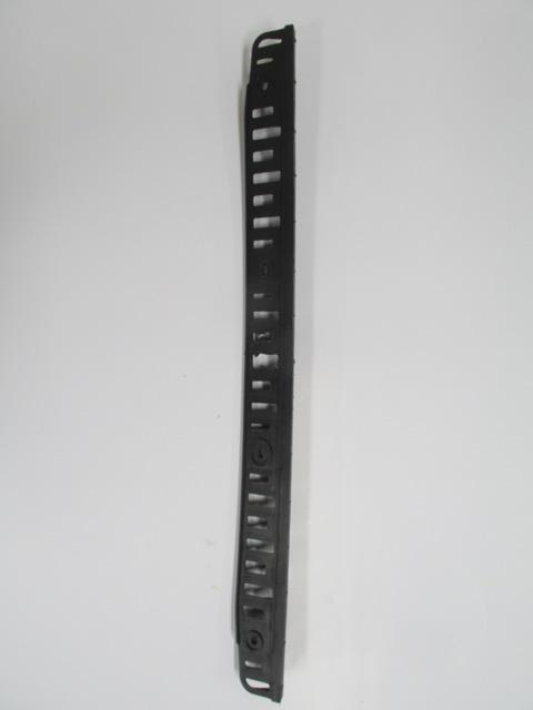 VOLKSWAGEN JETTA- 5- 06/10; ARKA TAMPON BRAKETİ ORTA SİYAH (TW)