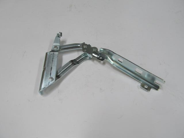 VOLKSWAGEN GOLF- 5- 04/09; KAPUT MENTEŞESİ SOL (EAGLE BODY)