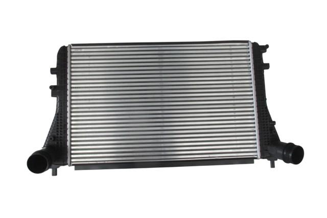 VOLKSWAGEN GOLF- 5- 04/09; TURBO SOĞUTMA RADYATÖRÜ 2.0 TDI (İNTERCOOLER) (BRAZİNG)(617X398X32)ORİS