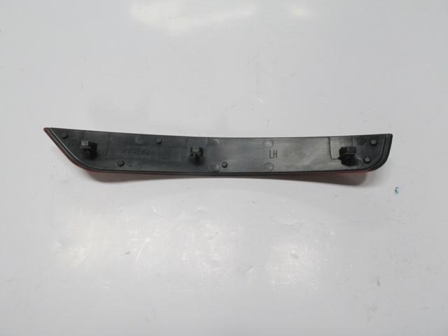 VOLKSWAGEN GOLF- 6- 09/12; ARKA TAMPON REFLEKTÖRÜ SOL KIRMIZI (R SERİSİ)