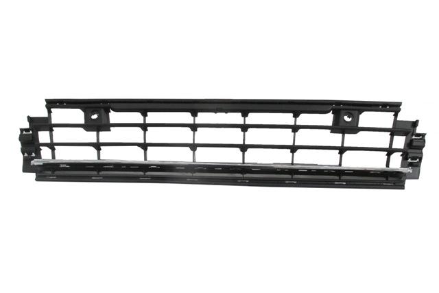 VOLKSWAGEN GOLF- 8- 21/24; ÖN TAMPON PANJURU SİYAH/NİKELAJ ÇITALI (SENSÖR DELİKLİ)(STYLE)(TW)