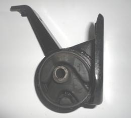 MITSUBISHI LANCER- C62- 88/91; ÖN MOTOR TAKOZU SAĞ MANUEL (TENACITY)