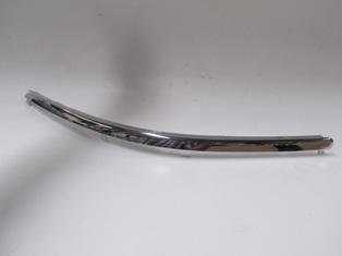 VOLKSWAGEN PASSAT- B5- 01/05; ÖN TAMPON BANDI ÜST NİKELAJI SOL (TW)