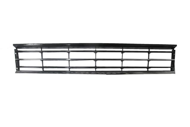 VOLKSWAGEN PASSAT- B7- 11/14; ÖN TAMPON PANJURU (2 NİKELAJ ÇITALI)