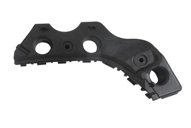 VOLKSWAGEN PASSAT CC- 09/12; ÖN TAMPON BAĞLANTI BRAKETİ SAĞ KÜÇÜK/PLASTİK
