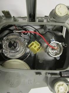 VOLKSWAGEN VOLT- LT35/LT46- 96/07; FAR LAMBASI SOL SİSLİ/VAKUMLU (H4/H1) (AYFAR)
