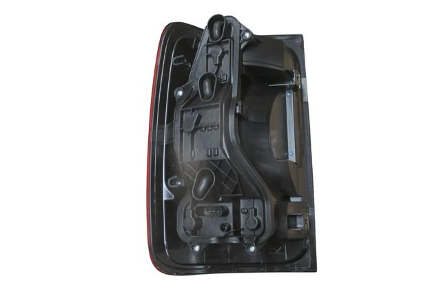 VOLKSWAGEN AMAROK- 11/13; STOP LAMBASI SAĞ KIRMIZI/BEYAZ (E MARKLI)