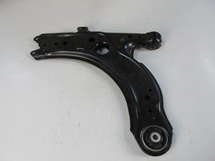 AUDI A3- 97/03; ÖN ALT TABLA BURÇLU SAG/SOL AYNI (ADET) (SALINCAK) (SH)