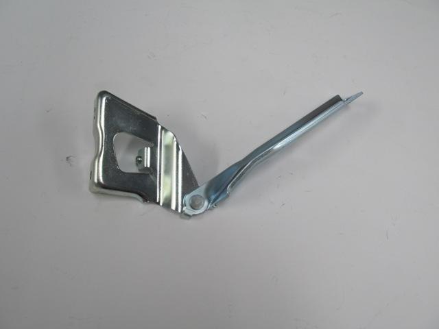 AUDI A4- 08/12; KAPUT MENTESESI SAG (TYG)