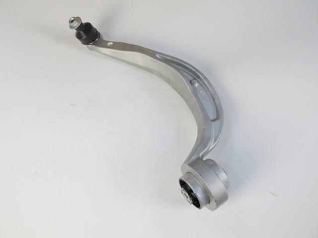 AUDI Q5- 10/12; ÖN ALT TABLA SAG EGRI TIP BURÇLU/ROTILLI (65 MM M12) (SALINCAK) ALÜMINYUM (SH)