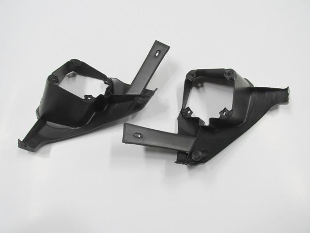 PEUGEOT PARTNER- 03/09; SIS LAMBA IÇ BAGLANTI BRAKETI SAG/SOL SET (2 PARÇA) PLASTIK