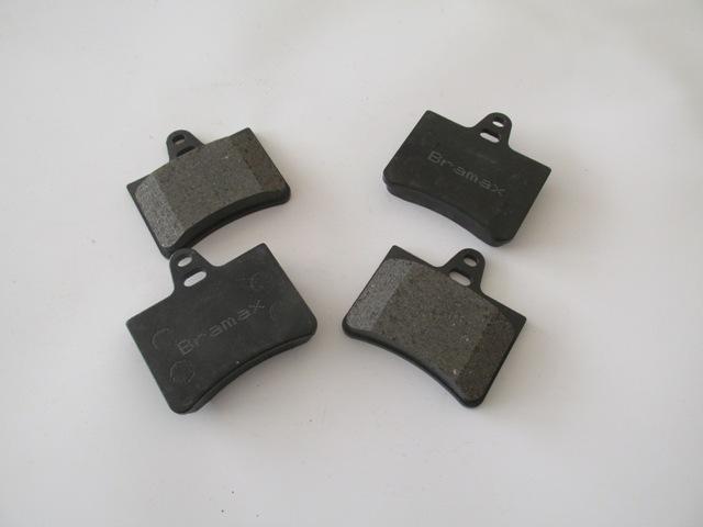 CITROEN C5- 05/08; ARKA FREN BALATASI 1,6HDI/2,0/2,0HDI(KABLOSUZ)(DISK) (73,50X71,01X14,83)(BRAMAX)