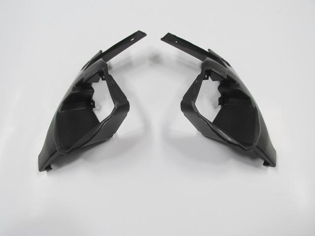 CITROEN BERLINGO- 04/08; SIS LAMBA IÇ BAGLANTI BRAKETI SAG/SOL SET (2 PARÇA) PLASTIK