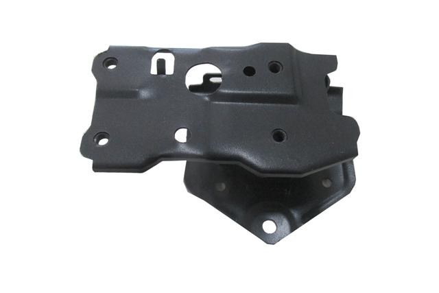 TOYOTA COROLLA- E150- 07/13; ARKA TAMPON DEMIRI BAGLANTI AYAGI SAG (METAL)