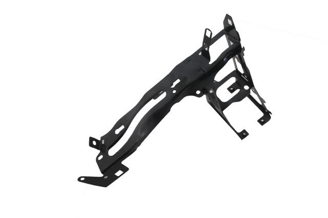 BMW 1 SERI- F20- 15/19; FAR BAGLANTI AYAGI SAG (TW)