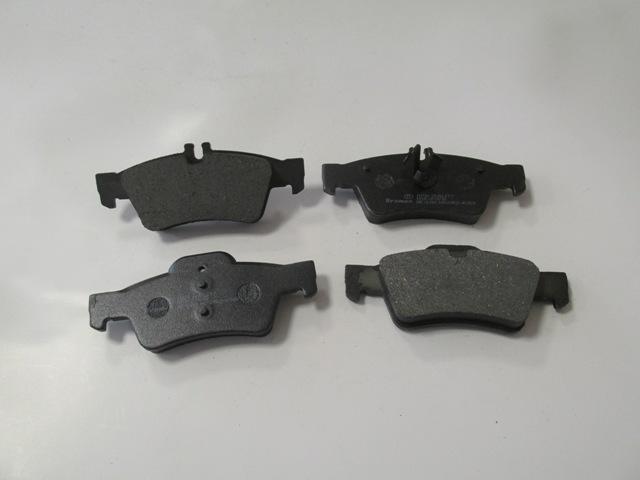 MERCEDES S CLASS- W220- 02/05; ARKA FREN BALATASI(KABLOSUZ)DISK(140,2X57,4X15,7/141,4X59,4X15,7)BRAM