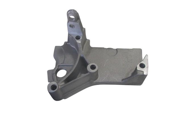 MERCEDES A CLASS- W169- 05/08; SILINDIR KAPAK ÖN PARÇA 1,5 DCI (SUPORT)