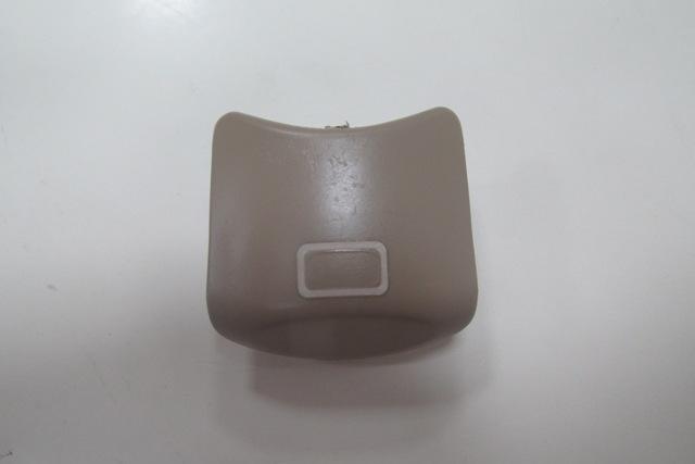 MERCEDES ML CLASS- W164- 06/09; SUNROOF DÜGME KAPAGI BEJ