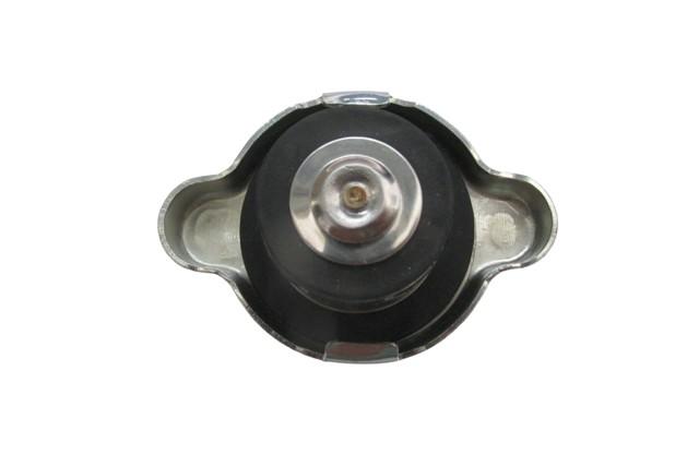 MAZDA 323- FAMILIA- 95/97; RADYATÖR KAPAĞI KÜÇÜK TİP BİNEK ARAÇLAR İÇİN (0.9) (KAUÇUK) (CAPS)