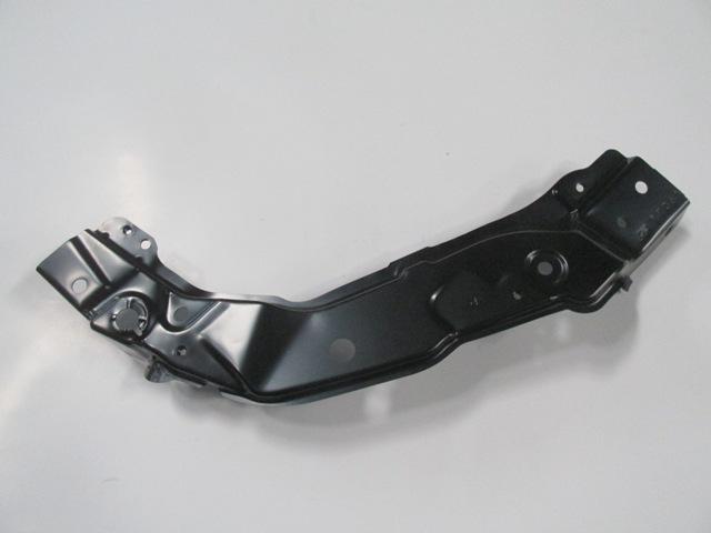 SUZUKI GRAND VITARA- 06/12; ÖN PANEL ÜST PARÇA SAG (TYG)