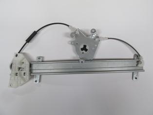 HYUNDAI ELANTRA- 95/97; ÖN CAM KRIKOSU SAG ELEKTRIKLI/MOTORSUZ (ÜÇGEN TIP)