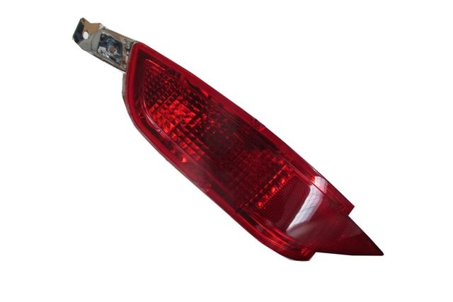 FORD FOCUS C MAX- 15/18; ARKA TAMPON REFLEKTÖRÜ SOL KIRMIZI SISLI