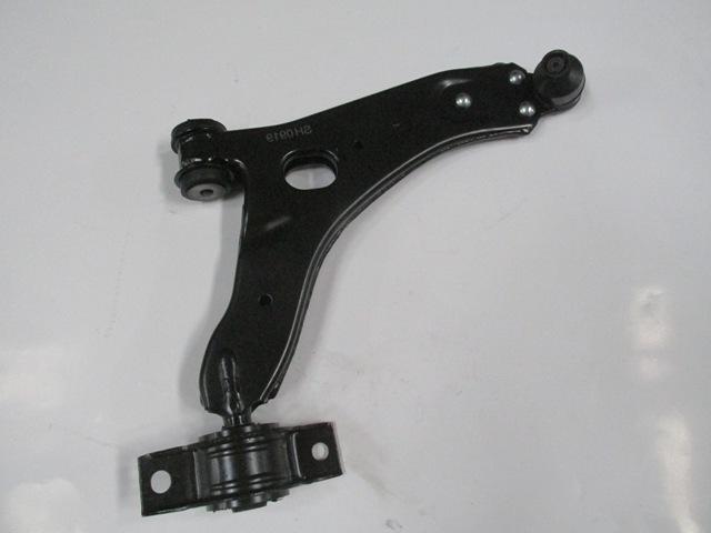 FORD FOCUS- SD/HB- 98/05; ÖN ALT TABLA SAG ROTILLI/BURÇLU/TAKOZLU (SALINCAK) (SH)